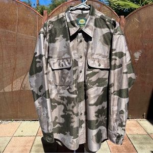 Cabelas Patterned Flanneled Button Up - Large Tall